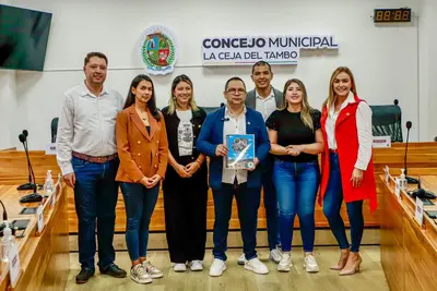Alcaldesa de La Ceja entregó al Concejo el documento del Plan de Desarrollo  Es el Momento del Cuidado.