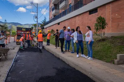 La Alcaldía de La Ceja anuncia el inicio de "La Ceja sin Huecos" la estrategia de reparcheo de la malla vial urbana